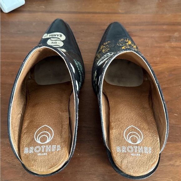 Brother Vellies’ 2020 Doodle Mule from their 2020 collection. - Picture 7 of 14